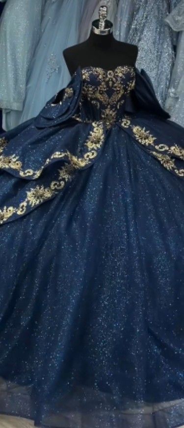 Quinceanera Dark Blue Dresses, Navy And Gold Quinceanera Dresses, Dark Navy Blue Quinceanera Dresses, Navy Blue 15 Dresses Quinceanera, Dark Blue And Gold Quinceanera Theme, Periwinkle Quince, Navy Blue And Gold Quinceanera Dresses, Midnight Theme Quinceanera, Navy Blue And Gold Quince