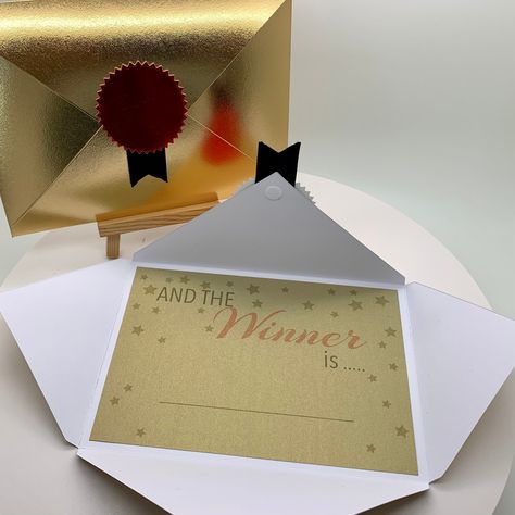 Host a Fun and Memorable Event with These Paper Plate Award Ideas Paper Plate Award Ideas, Teacher Recognition, Paper Plate Awards, Employee Awards, Customizable Labels, Award Ideas, Interior Finishes, Gold Award, Foil Card