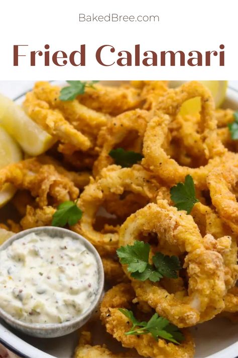 Fried Calamari Recipe Easy, Calamari Dipping Sauce, Calamari Rings Recipe, Greek Picnic, Fried Calamari Recipe, Deep Fried Calamari, Calamari Recipe, Apple Muffin Recipes, Calamari Recipes