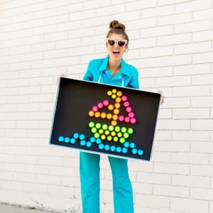 DIY Lite Brite Costume Lite Brite Costume, Diy Lite Brite, Throwback Halloween Costumes, Throwback Costumes, Lite Brite Designs, Movie References, Lite Brite, Studio Diy, 90s Toys