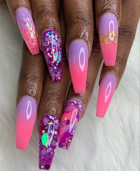 Pink And Purple Gradient Nails, Pink Cruise Nails, Pink And Purple Ombré Nails, Pink And Purple Nails Acrylic, Bright Pink Ombre Nails, Pink And Purple Acrylic Nails, Pink Purple Ombre Nails, Pink Purple Blue Nails, Ombre Purple Nails