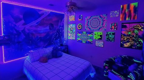 Neon/ Blackight Black And Neon Room Ideas, Black And Neon Bedroom, Black Light Bedroom Ideas, Blacklight Bedroom Ideas, Black Room With Led Lights Aesthetic, Black Light Room Ideas, Blacklight Bedroom, Uv Black Light Room, Blacklight Room