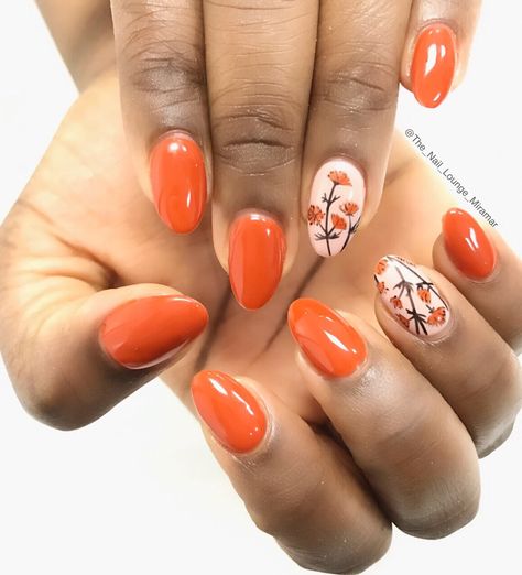 Fall autumn flowers nail art design Autumn Flower Nail Art, Fall Nail Flower Designs, Marigold Nail Art, Fall Flower Nail Designs, Marigold Nails, Fall Flower Nails, Fall Floral Nails, Mum Nails, Dandelion Nail Art