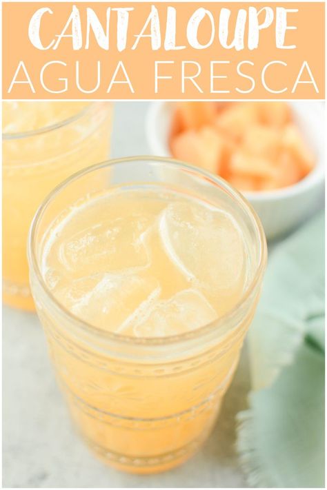 Cantaloupe Agua Fresca – fresh cantaloupe water made with just cantaloupe, water, lime juice, and a dash of sugar. The perfect refreshing summer drink! Cantaloupe Water, Cantaloupe Juice, Fake Ginger, Coconut Margarita, Benefits Of Lemon, Lemon Benefits, Summer Drink Recipes, Get Rid Of Warts, Refreshing Summer Drinks