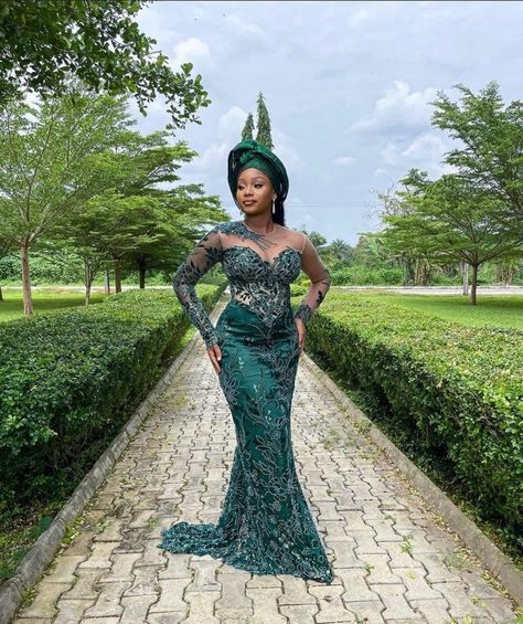 Best Owambe Styles. African Dress Wedding, Ankara And Lace Styles, Asoebi Gown Styles, Gown Traditional, Ankara And Lace, Owambe Styles, Nigerian Lace Styles Dress, Stylish Naija, Nigerian Lace Styles