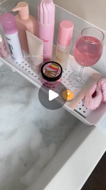 Bathtime routine 

#bathtime #bathtub #selfcare #selflove #bubbles #bath Bathtime Routine, My Toxic Trait, Self Love Affirmations, Love Affirmations, I Deserve, Self Love Quotes, Pink Aesthetic, Girly Things, Self Care