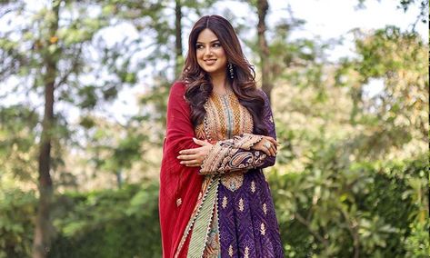 Harnaaz Sandhu looks like a sight to behold in ethnic suit in latest photoshoot Harnaaz Kaur Sandhu, Harnaaz Sandhu, Rimple Harpreet, Rimple And Harpreet Narula, Expensive Suits, Ethnic Suit, Salwar Pattern, Purple Suits, Embroidery Suits