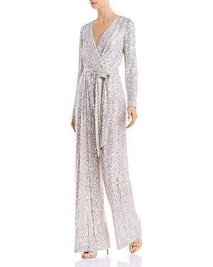 Silver Pantsuit Women, Sequin Jumpsuit Outfit, New Years Outfits Parties, Jumpsuit Palazzo, Metallic Jumpsuits, Sculptural Fashion, Outfits New Year, Evening Jumpsuit, Wrap Jumpsuit