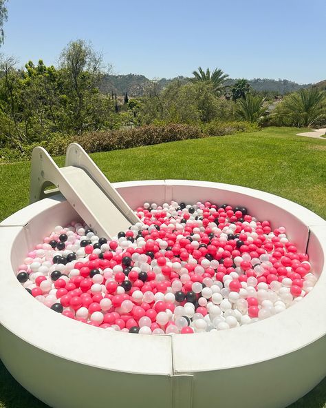 Had the pleasure of bringing our white round ball pit to the most adorable Minnie Mouse-themed party! 🎀 Seeing the kids dive in and have so much fun is what it’s all about. Loved being part of such a special day! 🎉 #BallPitFun #MinnieMouseParty #EventServices Outdoor Ball Pit, Kids Party Rentals, Ball Pits, Mini Mouse, Soft Play, Ball Pit, Minnie Mouse Party, Event Services, Bounce House