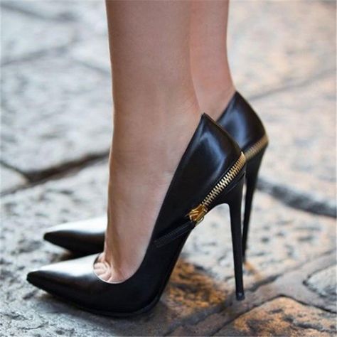 Black Matte Leather Pointy Toe Back Zipper Patchwork Dress Shoes High Heels Classy, Mode Shoes, Zipper Fashion, Zippers Fashion, Fashion Office, Classy Shoes, Zipper Heels, Heels Classy, Pumps Heels Stilettos