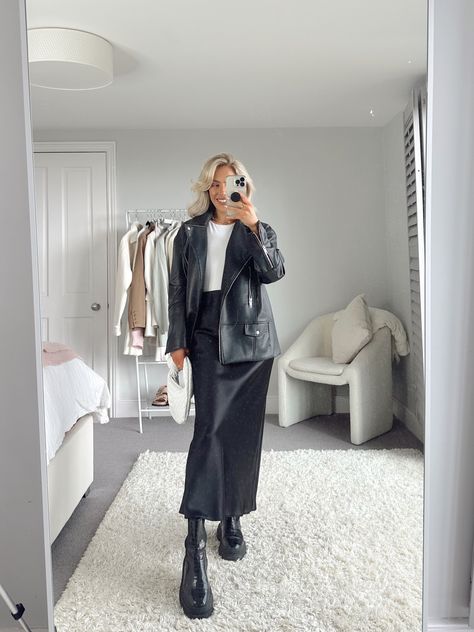 Skirt Chelsea Boots Outfit, High Neck Bodysuit For Night Out In Winter, Chic High Neck High Stretch Bodysuit, Chelsea Boots Outfit Winter, White High Neck Bodysuit, Track Sole Boots, White Fitted Bodysuit With High Neck, Chic High-neck High-stretch Bodysuit, Satin Midi Skirt Outfit