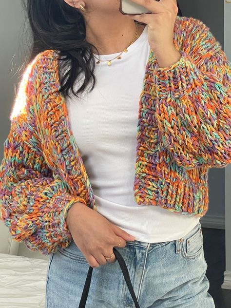 princess polly candy cardigan white shirt blue jeans Pinterest aesthetic spring outfit girl Colorful Cardigan Outfit Aesthetic, Rainbow Aesthetic Outfit, Colorful Cardigan Outfit, Ootd Cardigan, Cardigan Outfit Aesthetic, Colorful Cardigan, Jacket Crochet, Rainbow Cardigan, Ny Outfits