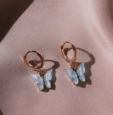 ˏˋ •*⁀ Create your ideal look (WHOLESOME) - Quiz Butterfly Earrings, Jewelry Inspo, Tragus, Piercing Jewelry, Cute Jewelry, Ear Piercings, Balenciaga, Piercings, Jewelry Box