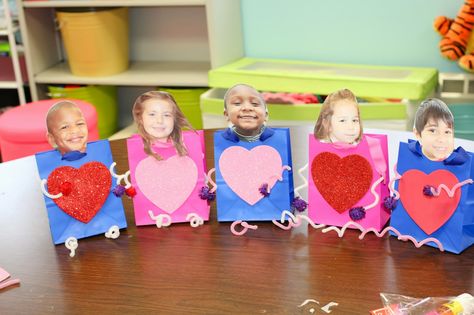 Making Valentine Boxes (Bags) for Valentine's Day deliveries! Uses gift bag, Hearts, Pipe cleaners, and pompoms. Fun things from the @Target Dollar section! Great Fine Motor activity and Valentine's activity. Preschool Valentine Bags Card Holders, Valentine Holders For Preschool, Valentine’s Day Bags For Kids, Valentines Bags For Kids To Make, Valentines Bags, Valentine Bags, Preschool Valentine, Valentines Day Bags, Kindergarten Valentines