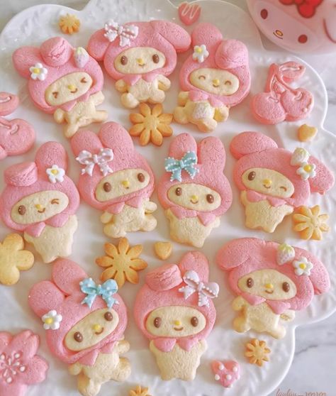 #sanriocharacters #sanrio #cute #cookies #mymelody #pink #flowers Kawaii Cookies, Kawaii Cooking, Cute Baking, Cute Snacks, Hello Kitty Birthday, Japanese Dessert, Hello Kitty Items, Kawaii Food, Cute Desserts