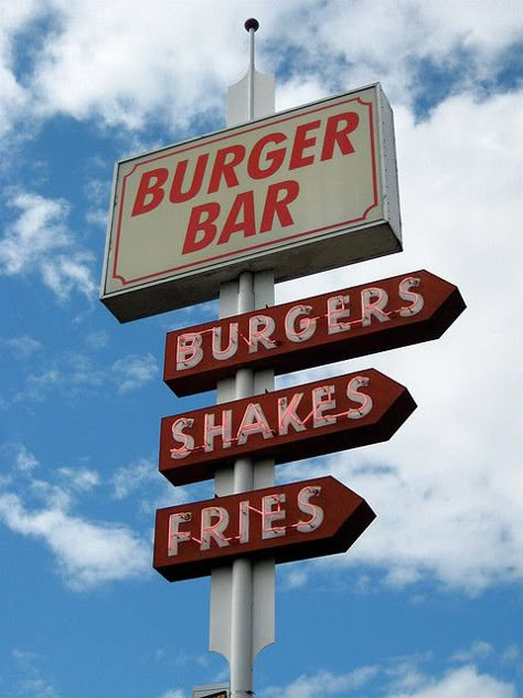 Burger Bar, 49 Ivy Street, Kalama, WA. Burgers! Fries! Shakes! Vintage Burger Restaurant, Burger Signage, Vintage Burger Shop, Burger Place, Burger Shop, Burger Van, American Burgers, Burger Places, Shake Shack