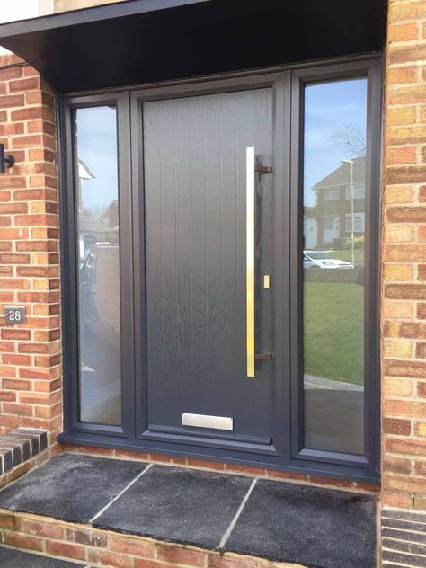 Front Door Contemporary, Gym Doors, Grey Front Door, Porch Extension, Door Ways, Grey Front Doors, Front Door Inspiration, Front Door Steps, House Front Door Design