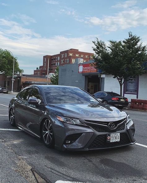 Camry Sport, Toyota Camry 70, Toyota Camry 2016, 2019 Toyota Camry, 2015 Toyota Camry, Camry 2015, Honda Civic Sport, Bts Dance Practice, Silver Car