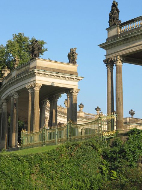 German Palaces, Sanssouci Palace, Pictures Of Germany, Potsdam Germany, German Architecture, Central Europe, Sans Souci, Stirling, Interior Architecture Design