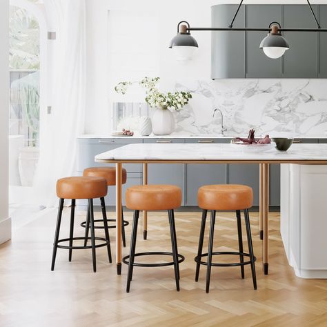 Chairs For Kitchen Island, Metal Bar Stool, Counter Stools Backless, Modern Counter Stools, Kitchen Counter Stools, Round Kitchen, Stools With Backs, Modern Restaurant, Shop Bar