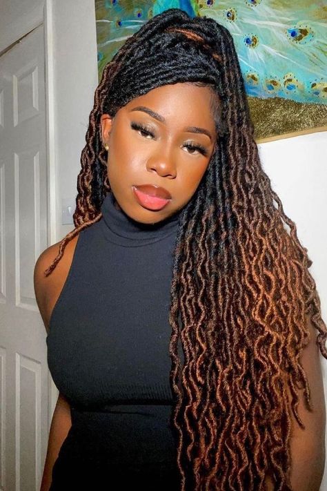 Half Up Half Down Faux Locs, Ombré Faux Locs, Faux Locs Ombre, Fox Locs, Ombre Locs, Trendy Curls, Locks Braids, Curly Faux Locs Crochet, Curly Braiding Hair