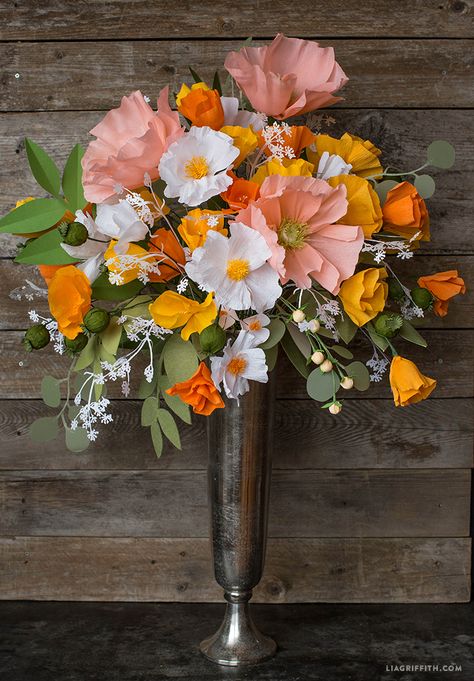 The third bouquet in our giant paper floral series for Cricut. Check out our stunning Pacific Coast floral bouquet featuring California poppies! Unique Bouquets, Crafted Flowers, Poppy Bouquet, Paper Flower Arrangements, Arrangement Floral, Paper Boxes, Paper Flower Bouquet, Tissue Paper Flowers, Giant Paper Flowers