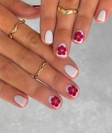 blooming flowers 🌺❤️ @cmp_beautysupplies gel polishes used: ❤️vamp it up ❤️french vanilla - - - - - #nails #bloominggel #blooming #springnails #beauty #nailinspo #nailinspiration #gelpolish #gelnails #mani #manicure #salon #nailsalon #nailart #cosmetics #nailpolish #smallbusiness #perth Gel Mani On Natural Nails, Blooming Gel Manicure, Simple Blooming Gel Nails, Nail Art With Blooming Gel, Manicure With Flower Design, Blooming Gel Flower Nails, Nail Inspo Blooming Gel, Blooming Flower Nails, Blooming Gel Flowers