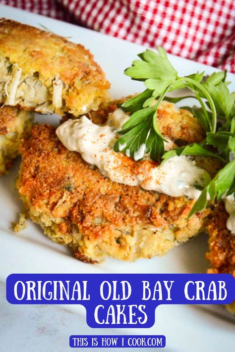 A Maryland Old Bay Crab Cakes recipe is a traditional East Coast crab cake. And they are totally delish in every way with very little filler! Just crab! #marylandcrabcakesrecipeoldbayseasoning #easyoldbaycrabcakes #authenticcrabcakes #crabcakesrecipeoldbay #crabcakesrecipes #oldbaycrabcakeswithpanko Old Bay Crab Cake Recipe, Crab Cakes Recipe Easy, Crab Cake Recipe Easy, Crab Cakes Recipe Best, Baltimore Crab Cakes, Old Bay Crab Cakes, Crab Cakes Recipe, Crab Cake Recipes, Maryland Crab Cakes