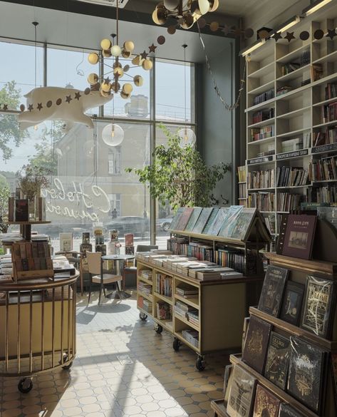 Bookshop Café, Opening A Coffee Shop, Bookstore Cafe, Nizhny Novgorod, Cozy Coffee Shop, Coffee Shop Aesthetic, Book Bar, Coffee Places, Book Cafe