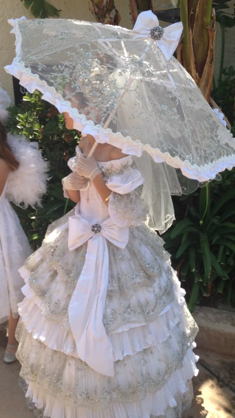 Angelic Pretty Dress, Fancy Umbrella, Lace Umbrella, Umbrella Wedding, Umbrella Designs, Vintage Wardrobe, Fairy Princesses, Really Cute Outfits, Kawaii Clothes