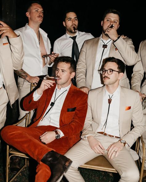 Bolo ties for you n your wedding crew…..🤠🍻 Vibes on point ✔️ 💎 Snake River Blacjack + Rattlesnake Jasper 👊 Wedding season is hot, and so are the bolo tie rentals. DM us for details! Bolo Tie Suit Wedding, Bolo Tie Groomsmen, Suit With Bolo Tie, Jasper Wedding, Groomsmen Ties, Bridesmaid Attire, Bolo Ties, Red Suit, Party Inspo