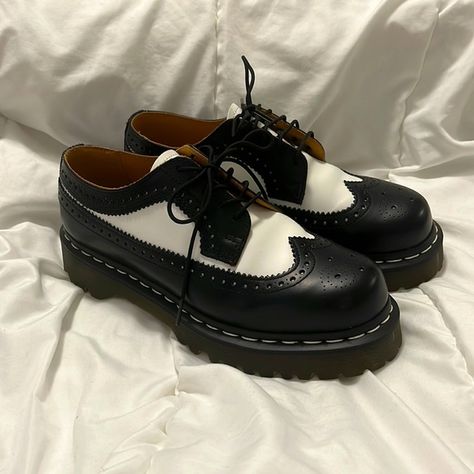 Dr. Martens - 3989 BEX SMOOTH LEATHER BROGUE SHOES. Size - US men’s 7/Women’s 8 Dr Martens Bex, Dr Martens 3989, Dr Martens Men, Leather Brogues, Brogue Shoes, Wedding Goals, Dr Martens Shoes, Martens Shoes, Us Man