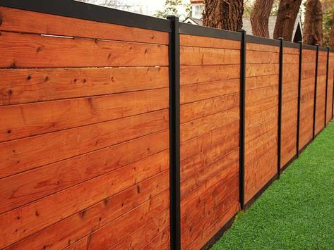 Build a Wood Fence With Metal Posts (That's Actually Beautiful) Cedar Fence Stain, Tor Design, Yard Remodel, Metal Fence Posts, Wood Privacy Fence, Wood Fence Design, Fence Stain, Redwood Trees, House Fence Design