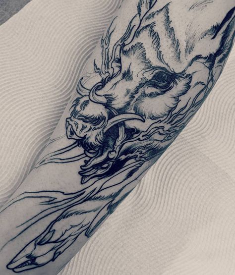 Start of Nicks Erymanthian boar. #fitzroy #brunswickstreet #fitzroytattoo #brunswickstreettattoo #boar #Erymanthianboar #hercules Pig Skull Tattoo, Boar Skull Tattoo, Boar Head Tattoo, Boar Tattoo Design, Hog Tattoo, Wild Boar Tattoo, Andrew Tattoo, Boar Art, Boar Tattoo