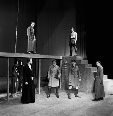 Joan Littlewood Theatre Workshop production of Macbeth, Theatre Royal Stratford East London, 1957 Joan Littlewood, Macbeth Theatre, Theatre Workshop, Richard Harris, East London, The Fosters, Theater, London, Tv