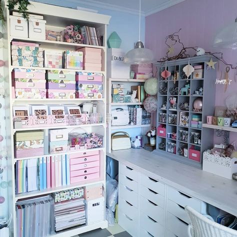 Crafting Desk, Rangement Art, Mattress Room, Cute Office Decor, Next Luxury, Mudroom Organization, Room Organization Ideas, Shed Interior, Best Room