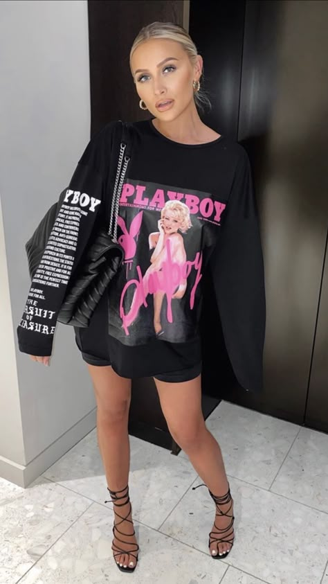 Graphic Jumper Outfit, Playboy Hoodies, Sarah Ashcroft Outfits, Playboy Outfits, Playboy Hoodie, Sarah Ashcroft, Hoodie Outfits, Boston Fashion, Hugh Hefner