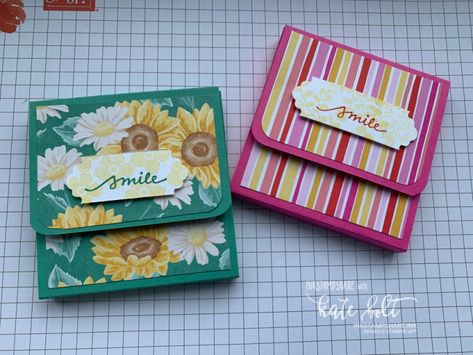 Post-It Note Holders With Flowers For Every Season! - InkStampShare Stampin Up Note Pad Holder, Post It Note Covers, 3x3 Post It Note Holders, Post It Holder Diy, Post It Note Holders Tutorial, Post It Note Holder, Post It Note Crafts, Sticky Note Holder, Paper Crafts To Sell