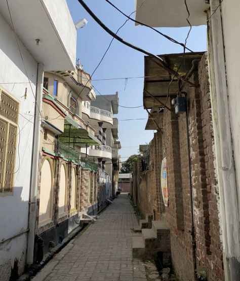 the inner streets of punjab, pakistan Streets Of Pakistan, Pakistan Punjab Culture, Pakistan Aesthetic, Pakistan Street, Punjab Culture, Pakistan Punjab, Pakistan Pictures, Pakistan Photos, Big Bazaar