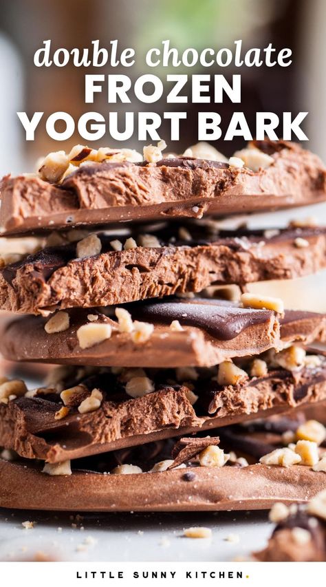 Greek Yogurt Bark Frozen, Chocolate Yogurt Bark, Chocolate Frozen Yogurt, Chocolate Alternatives, Yogurt Bark Recipe, Frozen Yogurt Bar, Frozen Yogurt Bark, Chocolate Yogurt, Sunny Kitchen