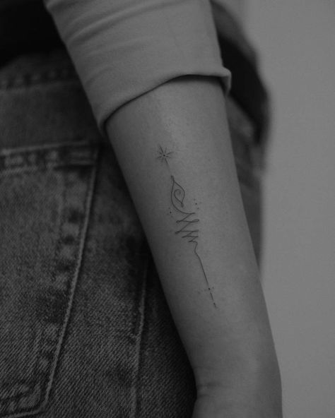 Phoenix Tattoo Design, Unalome Tattoo, Small Pretty Tattoos, Minimalist Line Art, Phoenix Tattoo, Subtle Tattoos, Little Tattoos, Fine Line Tattoos, Line Tattoos