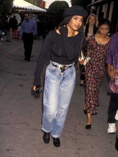 Janet Jackson: OG fashion risk-taker 90s Jeans Outfit, Janet Jackson 90s, Black 90s Fashion, Looks Hip Hop, 90s Inspired Outfits, Walking Down The Street, 90s Hip Hop Fashion, Look Retro, 90s Looks