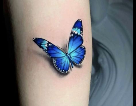 Realistic Butterfly Tattoo Designs, Butterfly Tattoo On Neck, Butterfly Tattoo Designs For Women, Tato 3d, Tattoo On Neck, Realistic Butterfly Tattoo, Purple Butterfly Tattoo, Butterfly Tattoos Images, Colorful Butterfly Tattoo