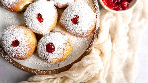 Sephardic Recipes, Jelly Donuts, Jewish Holiday Recipes, Jelly Doughnuts, Jewish Cuisine, Jewish Learning, Hanukkah Food, Food Signs, Jewish Recipes