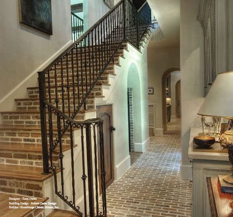 TG interiors: Brick and Home Decor...... Stairs Colours, Brick Face, Interior Brick, Brick Steps, Brick Interior, Flooring For Stairs, Trendy Interiors, Tile Stairs, Villa Plan