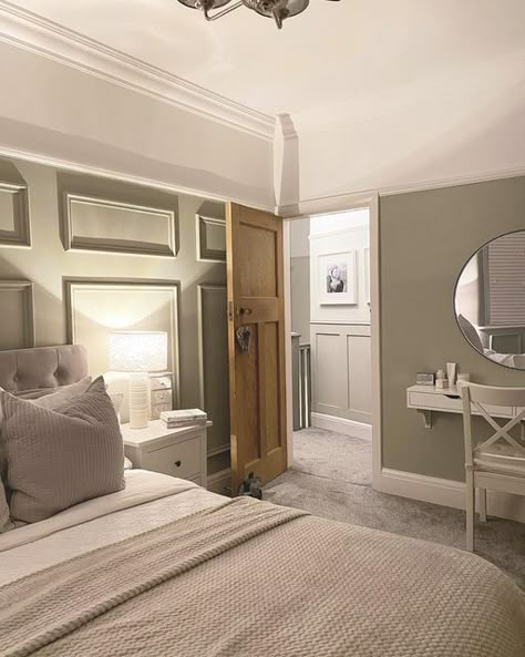 Cosy Spare Bedroom, 1930’s Bedroom, Georgian Interiors Bedrooms, Bedroom Colour Inspirations, Cosy Master Bedrooms Decor, Bedroom Panelling Colour Ideas, New Build Bedroom, Bedroom Panneling Ideas, Oatmeal Bedroom