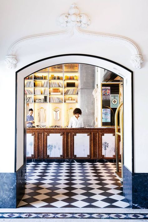 The 15 most beautiful hotel lobbies around the world | CN Traveller - checkerboard floor black and white with rustic reception desk Soho House Chicago, Boutique Hotel Lobby, Cozy Inn, Boutique Hotel Design, Hotel Lobby Design, Hotel Lobbies, Lobby Reception, Hotel Inspiration, Hotel Entrance