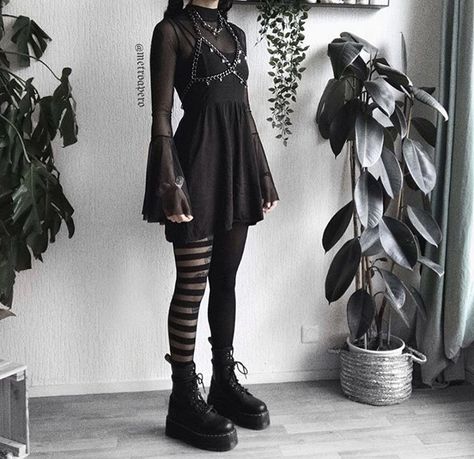 Goth Anniversary Outfit, Goth Fair Outfit, Gothic Rainy Day Outfit, Witchy Goth Outfits Aesthetic, Goth Outfits With Long Skirts, Types Of Alternative Styles, Dark Wear Aesthetic, Simple Goth Outfit Winter, Goth Asthetics Outfit