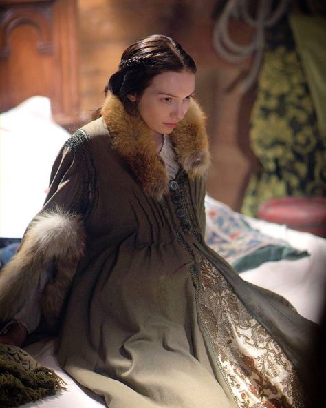 Queen Eleanor Isabel Neville, Anne Neville, Margaret Beaufort, Queen Movie, Elizabeth Woodville, The White Queen, The White Princess, Eleanor Tomlinson, Medieval Woman