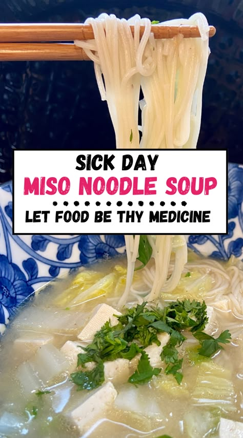 Miso Noodle Soup Garlic Miso Soup, Miso Soup With Rice Noodles, Ginger Miso Soup, Vegetarian Miso Soup, Easy Miso Soup, Miso Soup Recipe Easy, Soup For Sick, Orthodox Fasting, Plant Based Protein Recipes